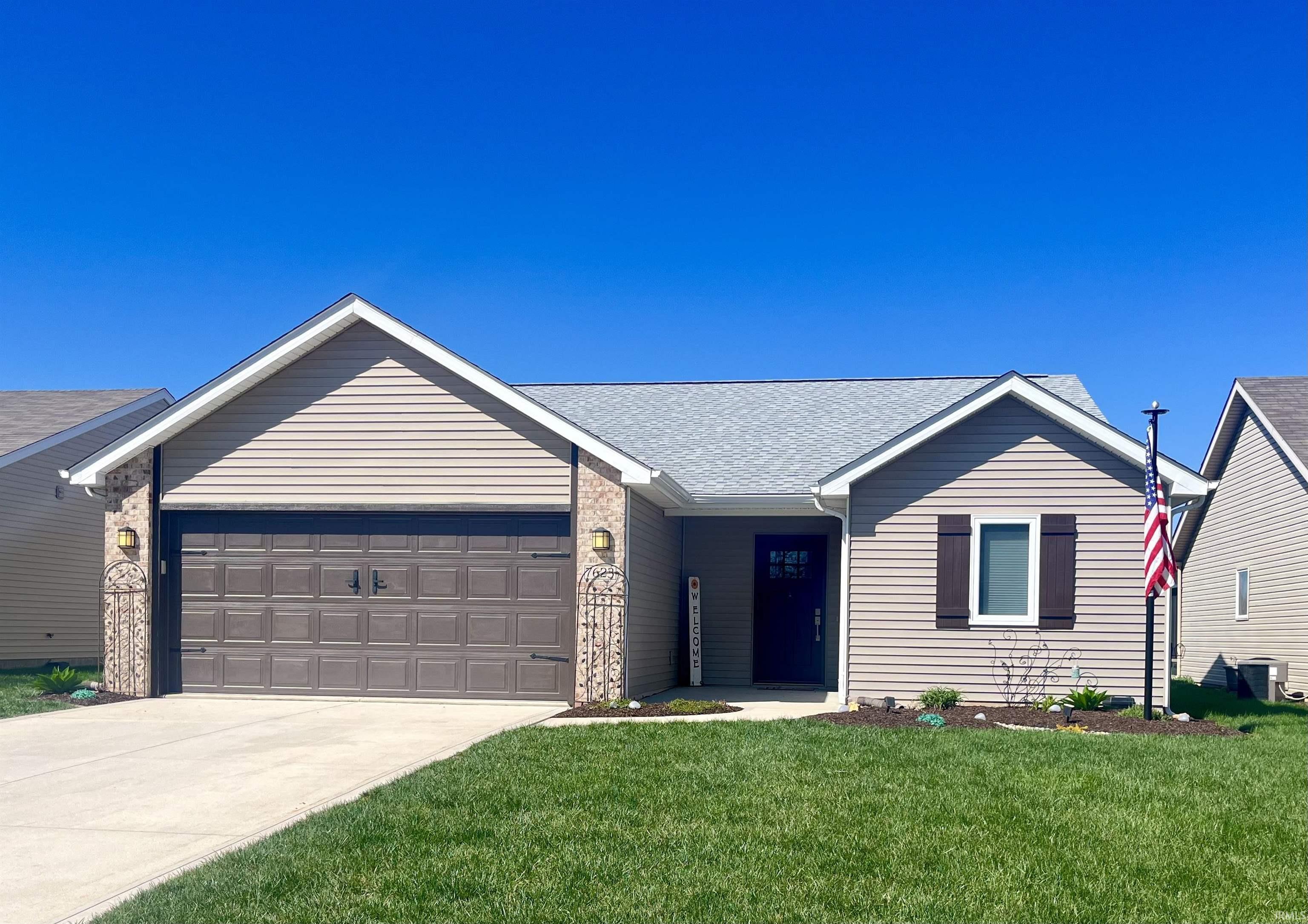7623 Bowlander Way Fort Wayne, IN 46835 - Photo 2 of 25