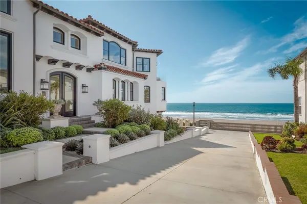 $25,500,000 | 1920 The Strand, Manhattan Beach, CA 90266