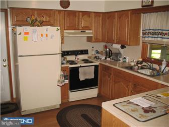 168 Perkintown Road Pedricktown, NJ 08067 - Photo 3 of 11 Kitchen