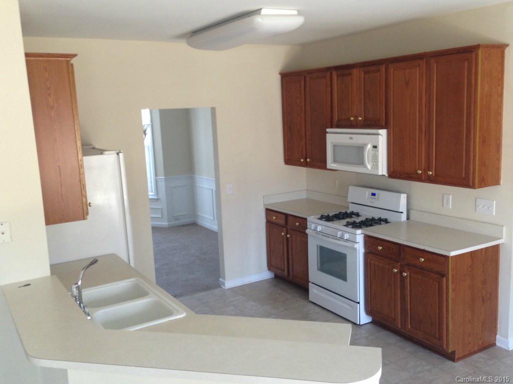 3316 Arklow Road Charlotte, NC 28269 - Photo 7 of 21