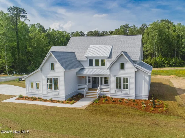 $667,000 | 25 Jasmine Lane, Minnesott Beach, NC 28510