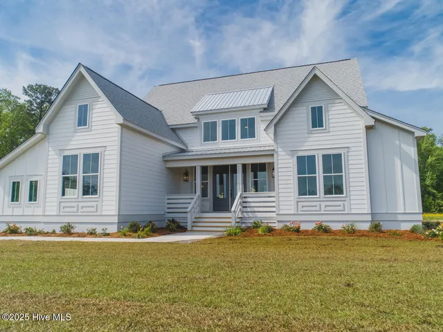 $667,000 | 25 Jasmine Lane, Minnesott Beach, NC 28510