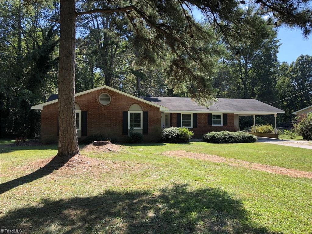 7309 Davis Country Road Randleman, NC 27317 - Photo 5 of 19