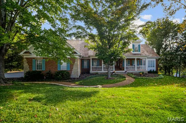 $1,125,000 | 237 St Andrews Drive, St. Albans, MO 63073