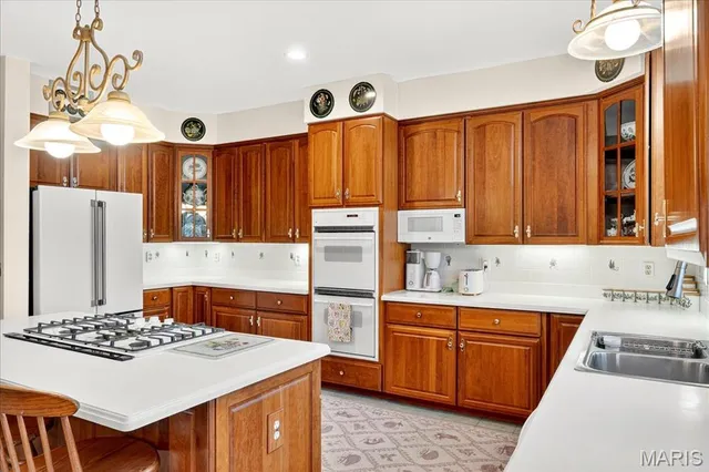 $1,125,000 | 237 St Andrews Drive, St. Albans, MO 63073