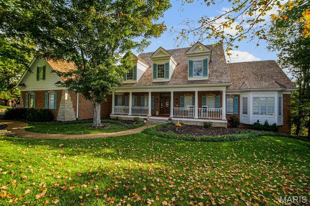 $1,125,000 | 237 St Andrews Drive, St. Albans, MO 63073