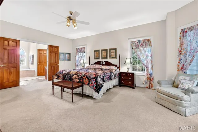 $1,125,000 | 237 St Andrews Drive, St. Albans, MO 63073