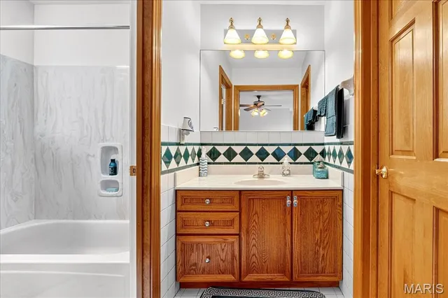 $1,125,000 | 237 St Andrews Drive, St. Albans, MO 63073