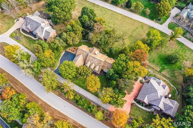 $1,125,000 | 237 St Andrews Drive, St. Albans, MO 63073