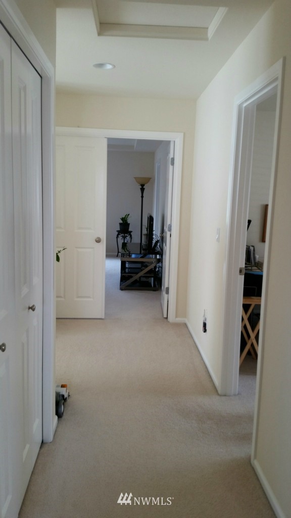 16104 35th Park Southeast Bothell, WA 98012 - Photo 7 of 13 Gallery Image 7