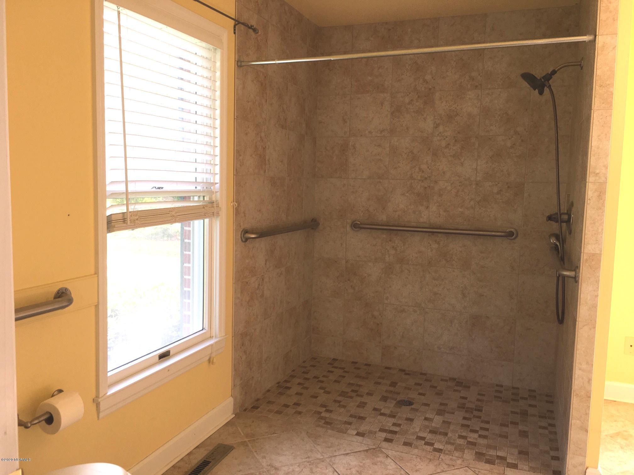 225 Ingram Road Beaufort, NC 28516 - Photo 26 of 31 M.Bath