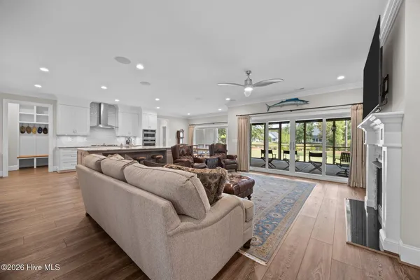 $640,000 | 20 Santee Drive, Chocowinity, NC 27817