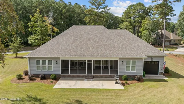 $640,000 | 20 Santee Drive, Chocowinity, NC 27817