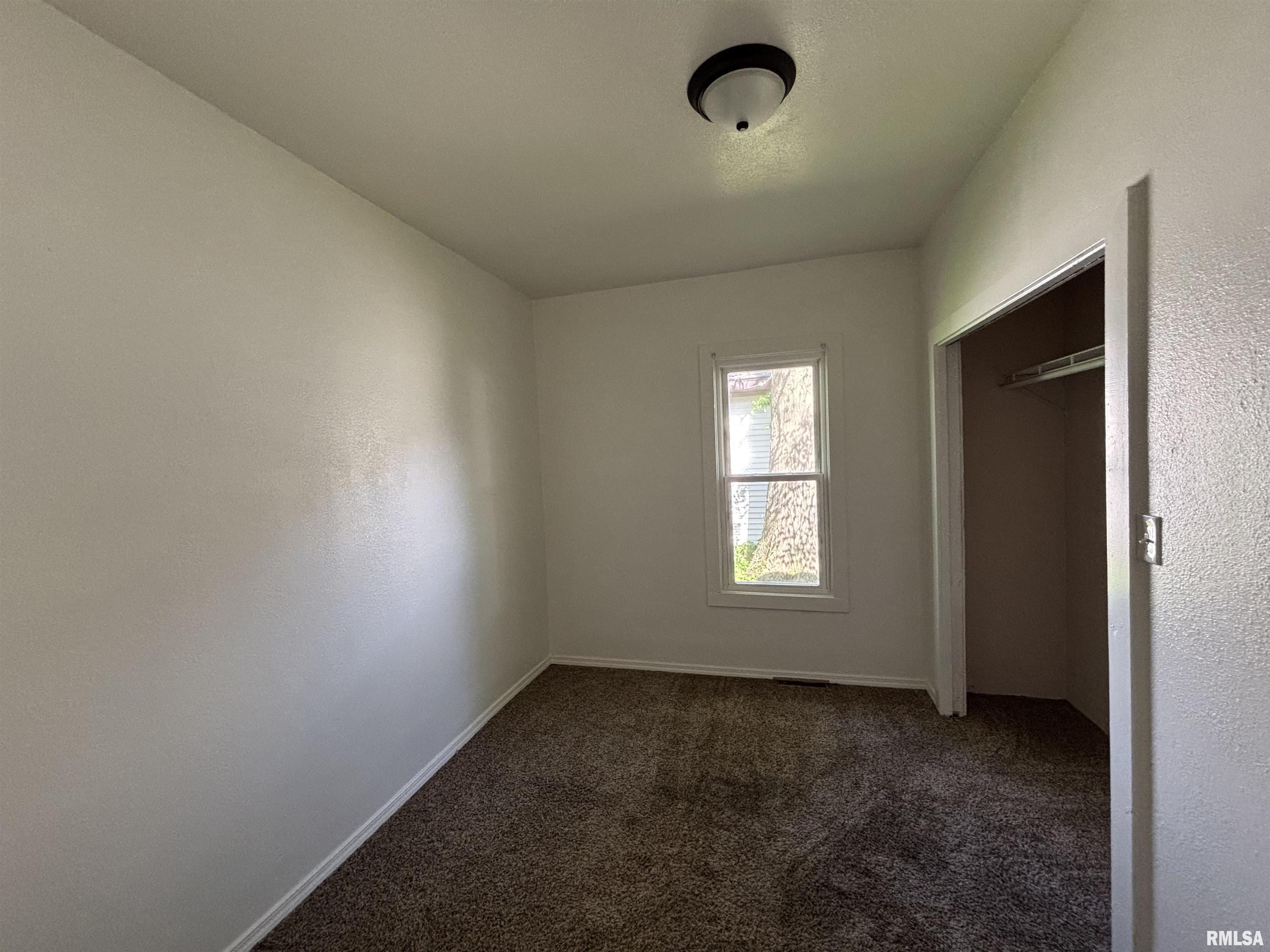 1014 East Broadway Centralia, IL 62801 - Photo 11 of 24