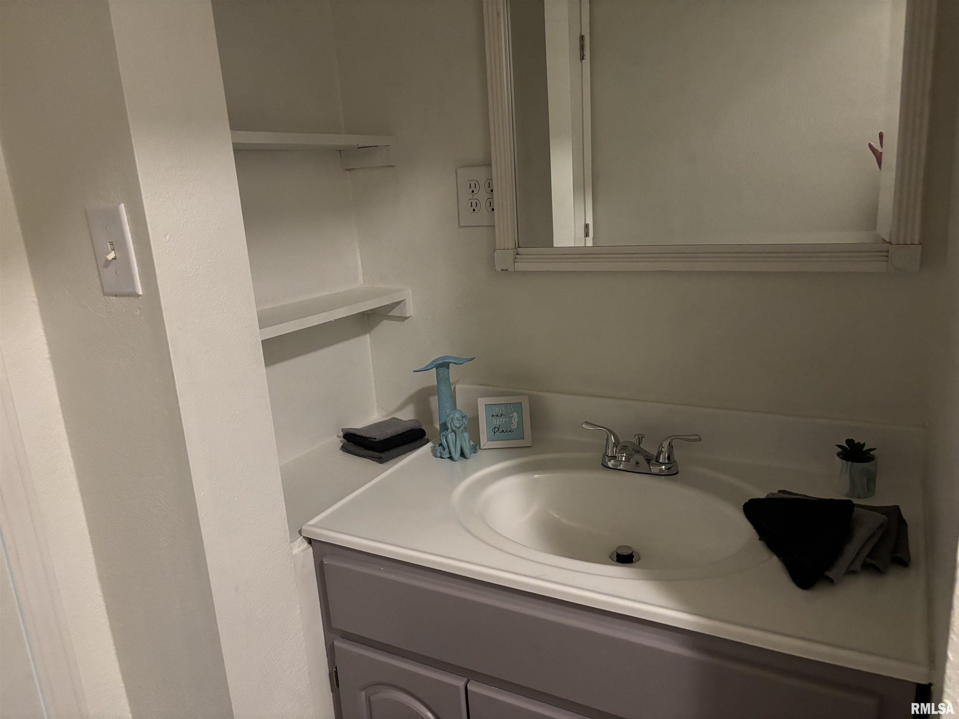 1014 East Broadway Centralia, IL 62801 - Photo 19 of 24