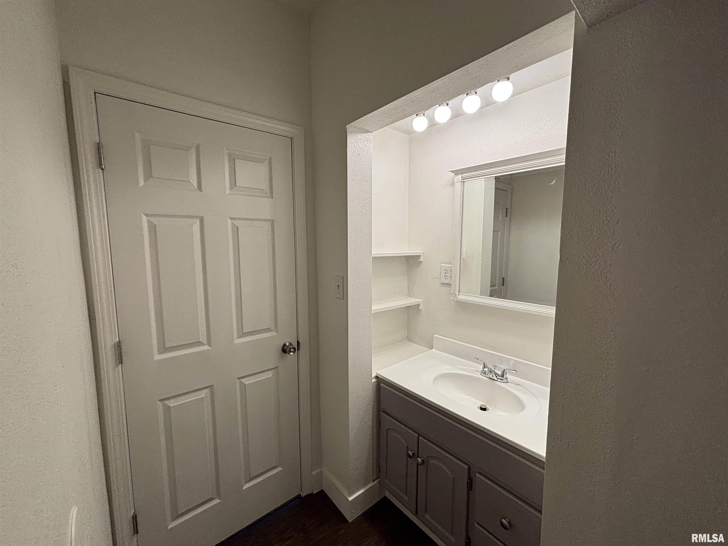 1014 East Broadway Centralia, IL 62801 - Photo 20 of 24