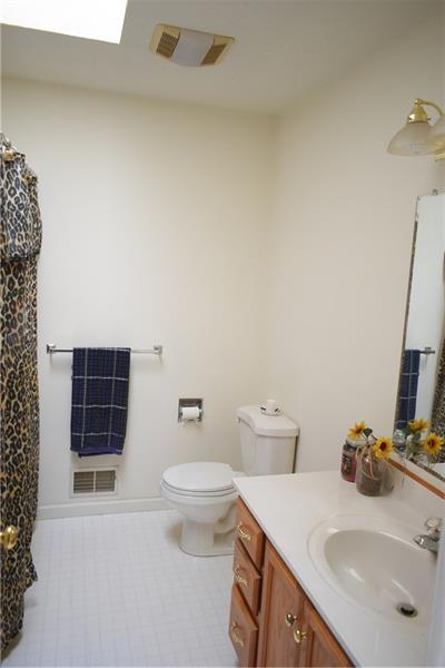 102 Moore Road Butler, PA 16001 - Photo 7 of 18 Large main bathroom