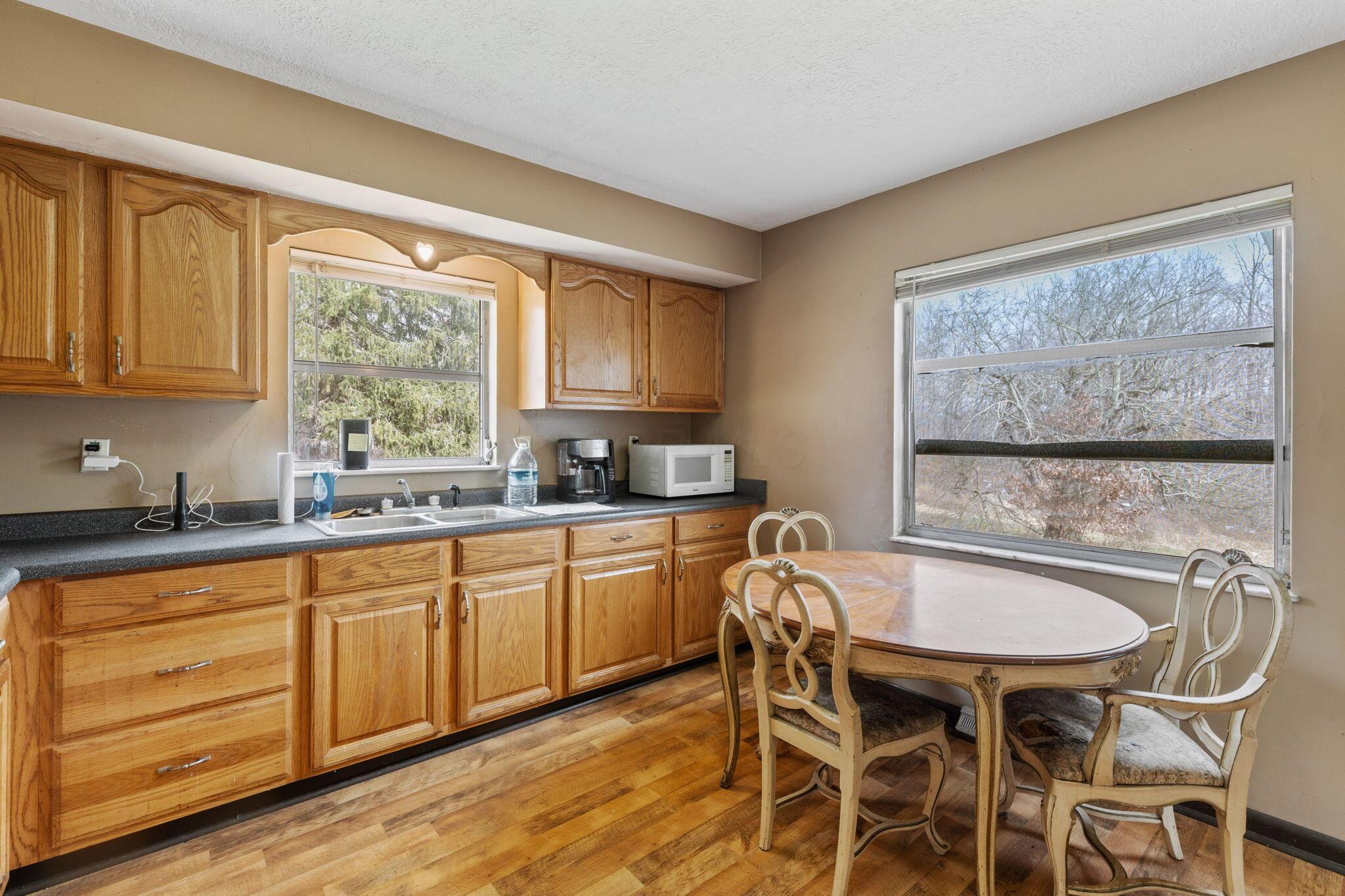 25816 Goosecreek Road McArthur, OH 45651 - Photo 12 of 34 Eat-In Kitchen - 25816 Goosecreek Road, McArthur, OH 45651