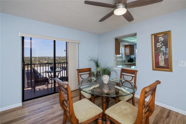 $650,000 | 1001 Benjamin Franklin Drive, Unit 406, Sarasota, FL 34236