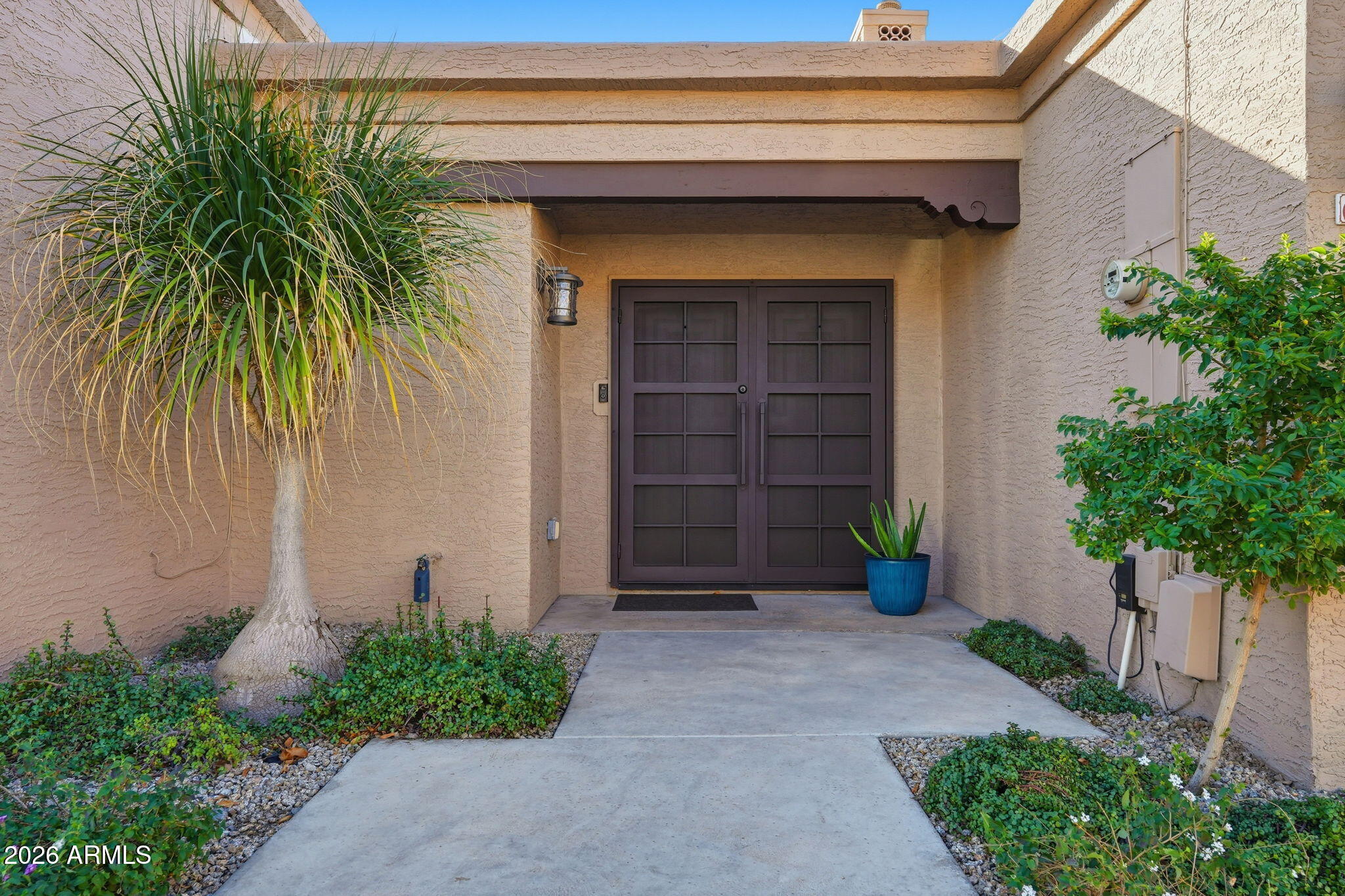 6322 North 19th Street Phoenix, AZ 85016 - Photo 4 of 47 Gorgeous front entry