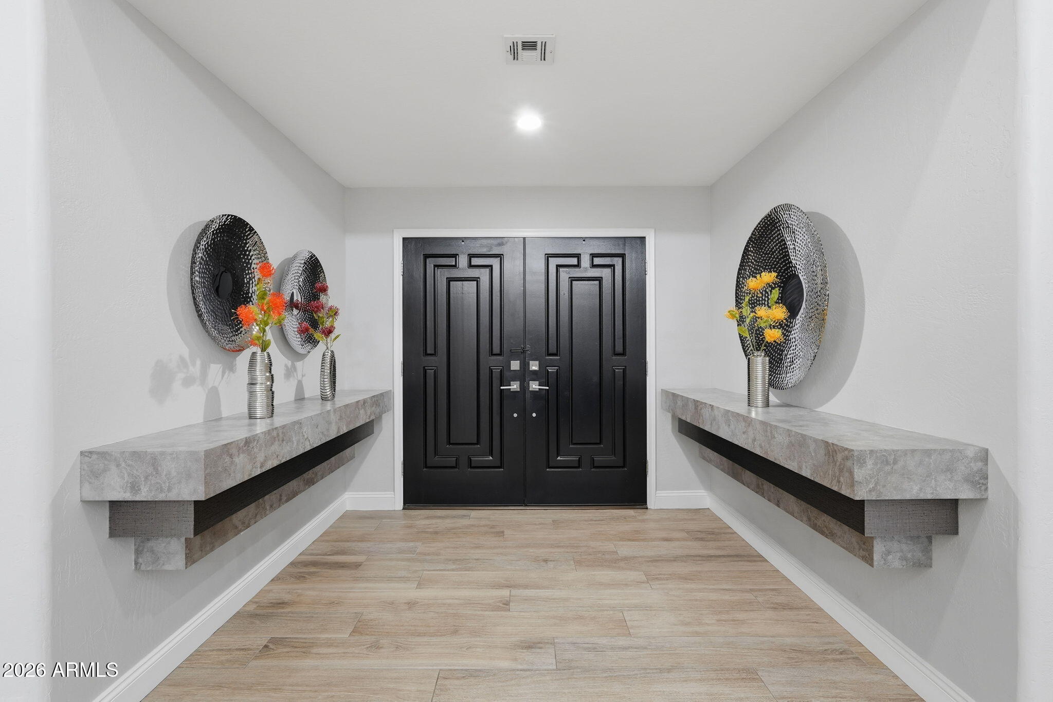 6322 North 19th Street Phoenix, AZ 85016 - Photo 6 of 47 WOW entrance!