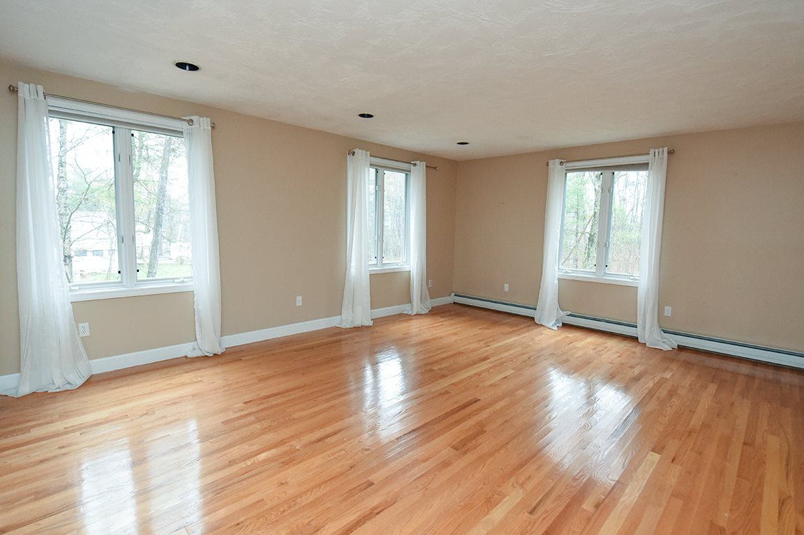 11 Coventry Road Atkinson, NH 03811 - Photo 29 of 39