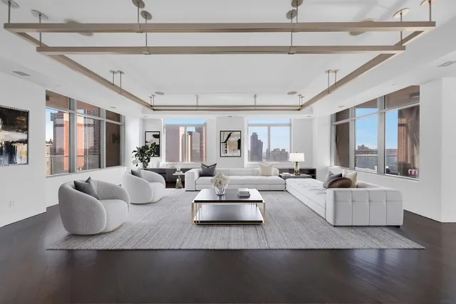 $4,750,000 | 556 3rd Avenue, Unit PHE | Murray Hill