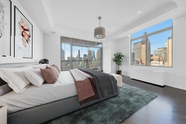 $4,750,000 | 556 3rd Avenue, Unit PHE | Murray Hill
