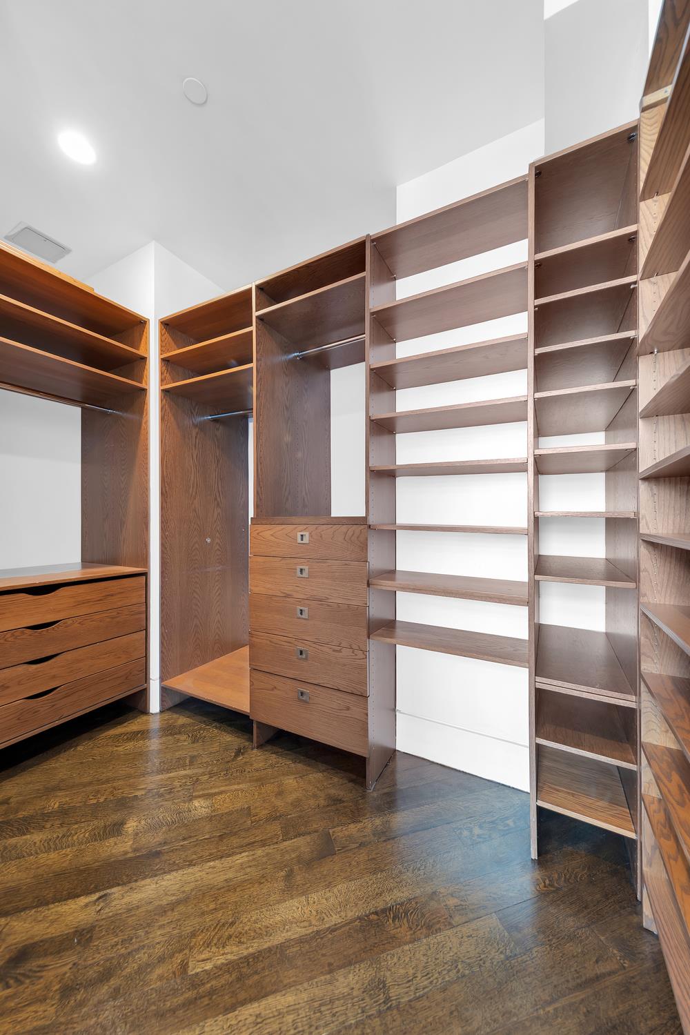 556 3rd Avenue, Unit PHE Manhattan, NY 10016 - Photo 14 of 39