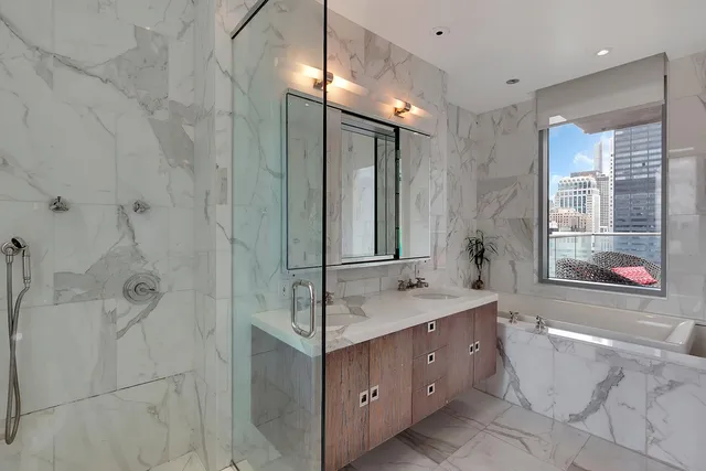 $4,750,000 | 556 3rd Avenue, Unit PHE | Murray Hill