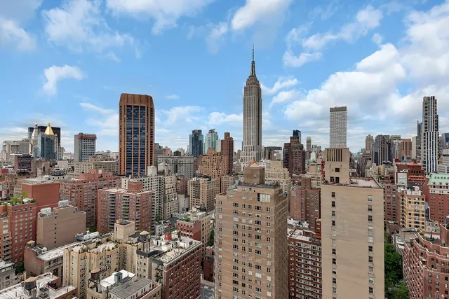 $4,750,000 | 556 3rd Avenue, Unit PHE | Murray Hill
