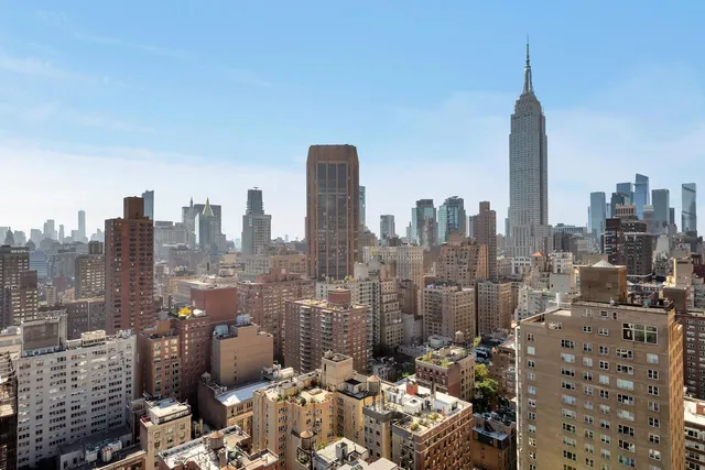 $4,750,000 | 556 3rd Avenue, Unit PHE | Murray Hill