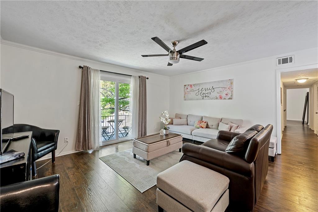 725 Dalrymple Road, Unit 5C Sandy Springs, GA 30328 - Photo 3 of 18