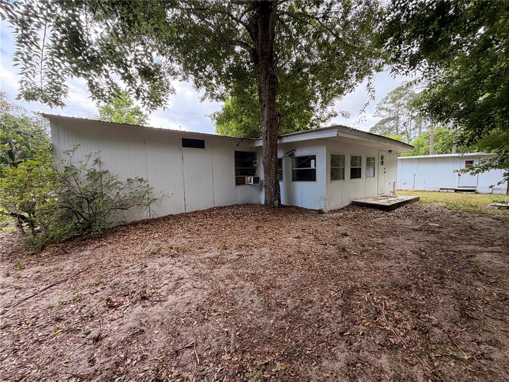 24021 Armadillo Road Astor, FL 32102 - Photo 29 of 38