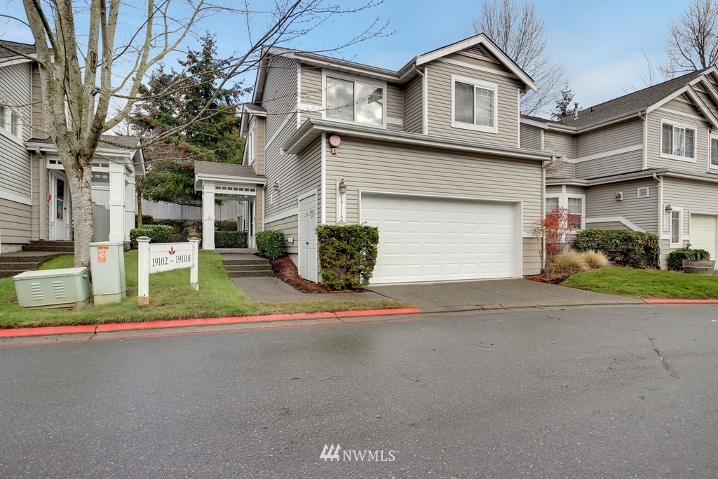19112 110th Place Southeast, Unit D6 Renton, WA 98055 - Photo 2 of 22 Gallery Image 2