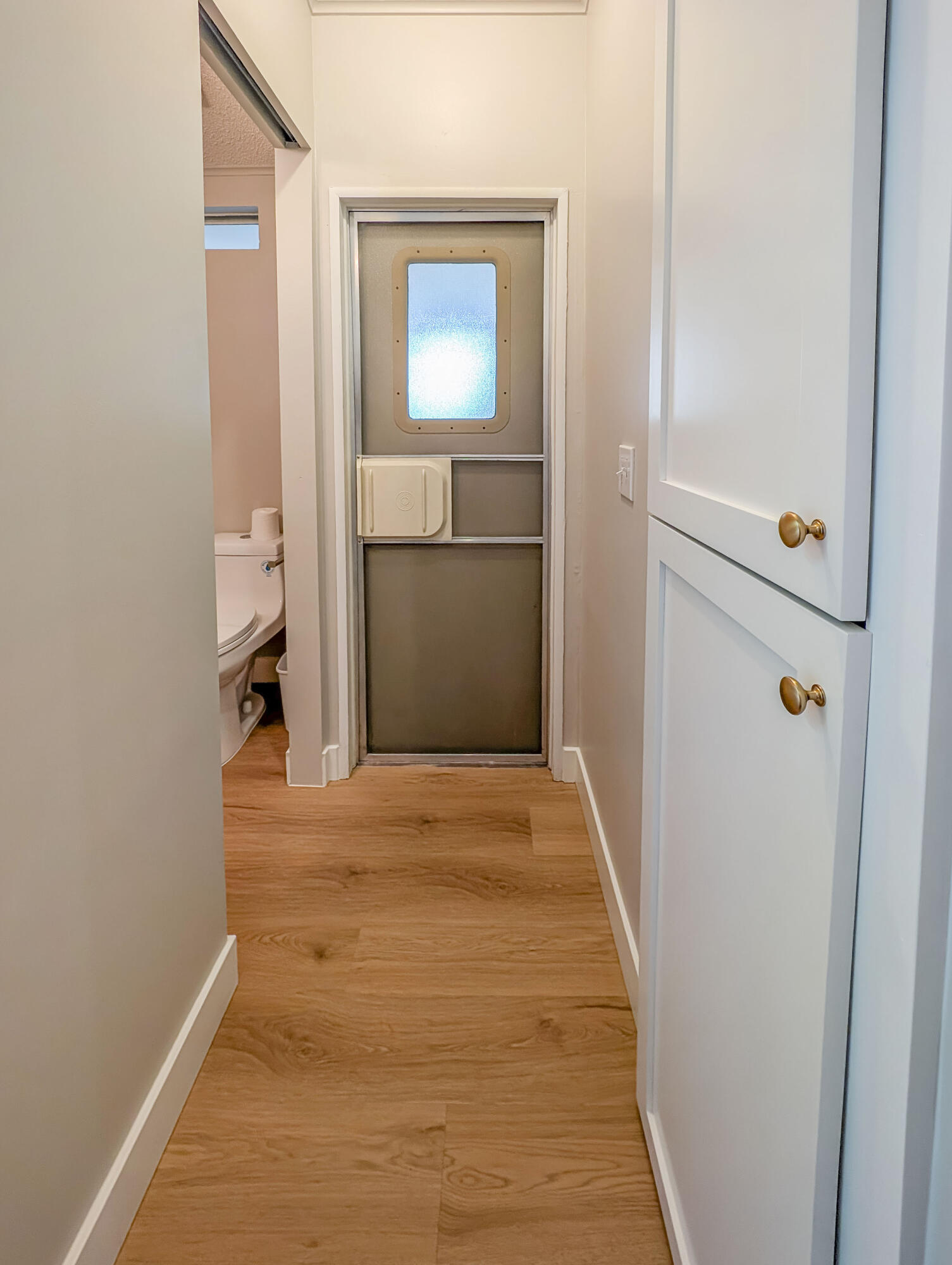 70200 Dillon Road, Unit 119 Desert Hot Springs, CA 92241 - Photo 18 of 31 Hallway