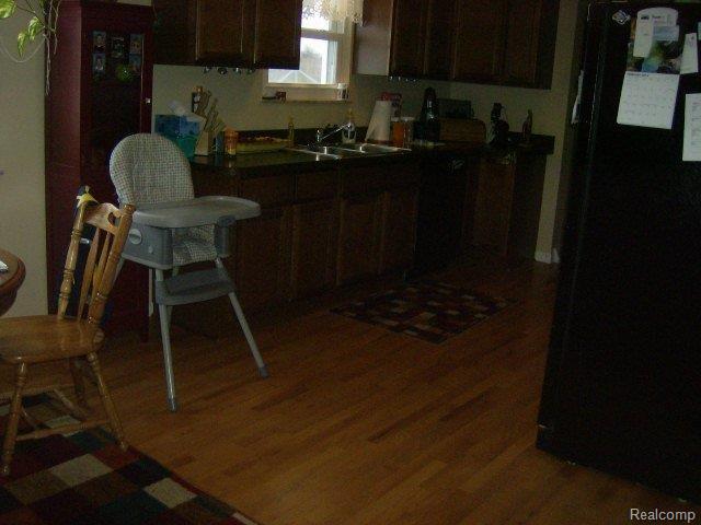 1095 Hadley Road Lapeer, MI 48446 - Photo 4 of 10 HPIM2527.JPG