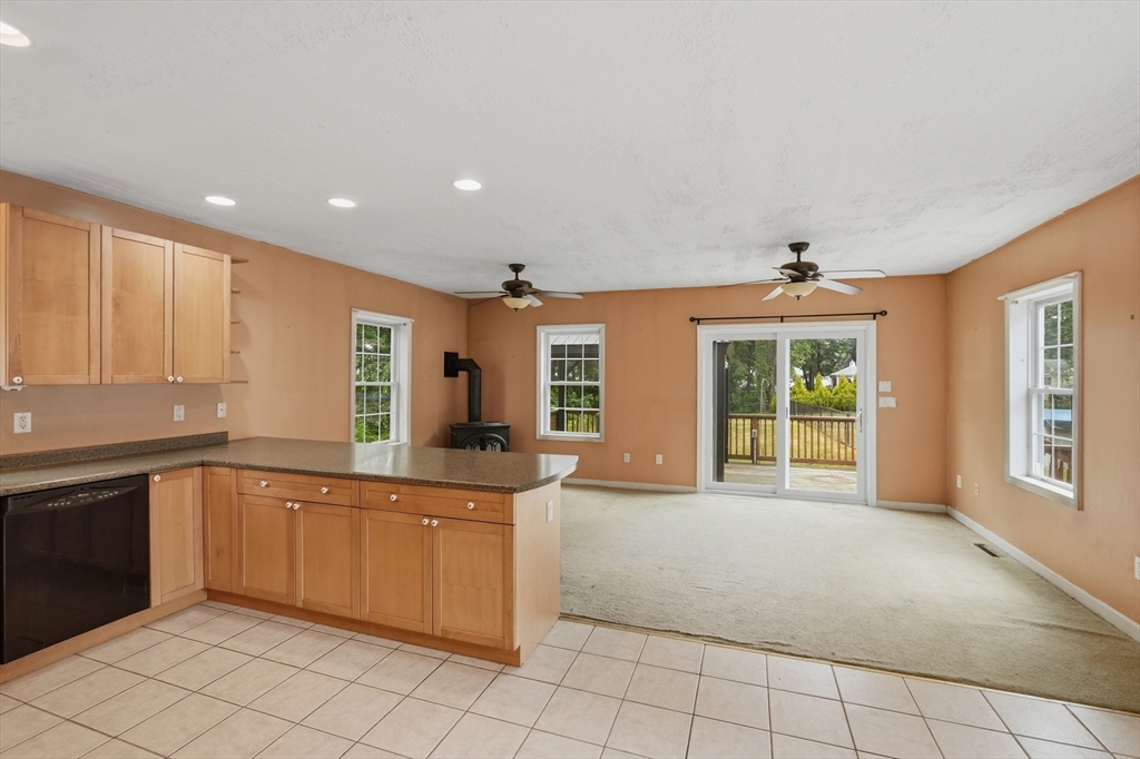 53 Water Street Gardner, MA 01440 - Photo 6 of 31
