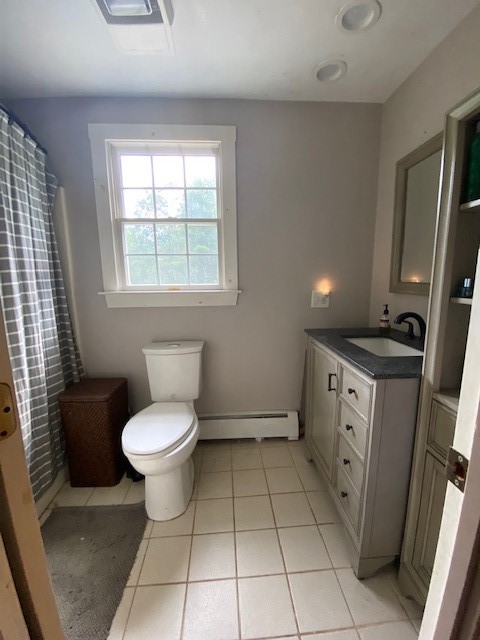 50 Liberty Church Road Exeter, RI 02822 - Photo 14 of 25 2nd floor Full bath