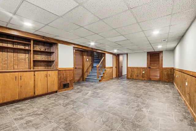 $224,700 | 16914 Parkside Avenue, South Holland, IL 60473