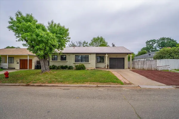 $255,000 | 920 Dumosa Drive, Red Bluff, CA 96080