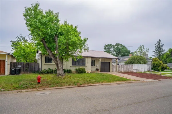 $255,000 | 920 Dumosa Drive, Red Bluff, CA 96080