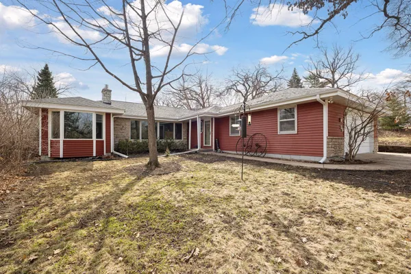 $425,000 | 20 Westwood Road, Minnetonka, MN 55305