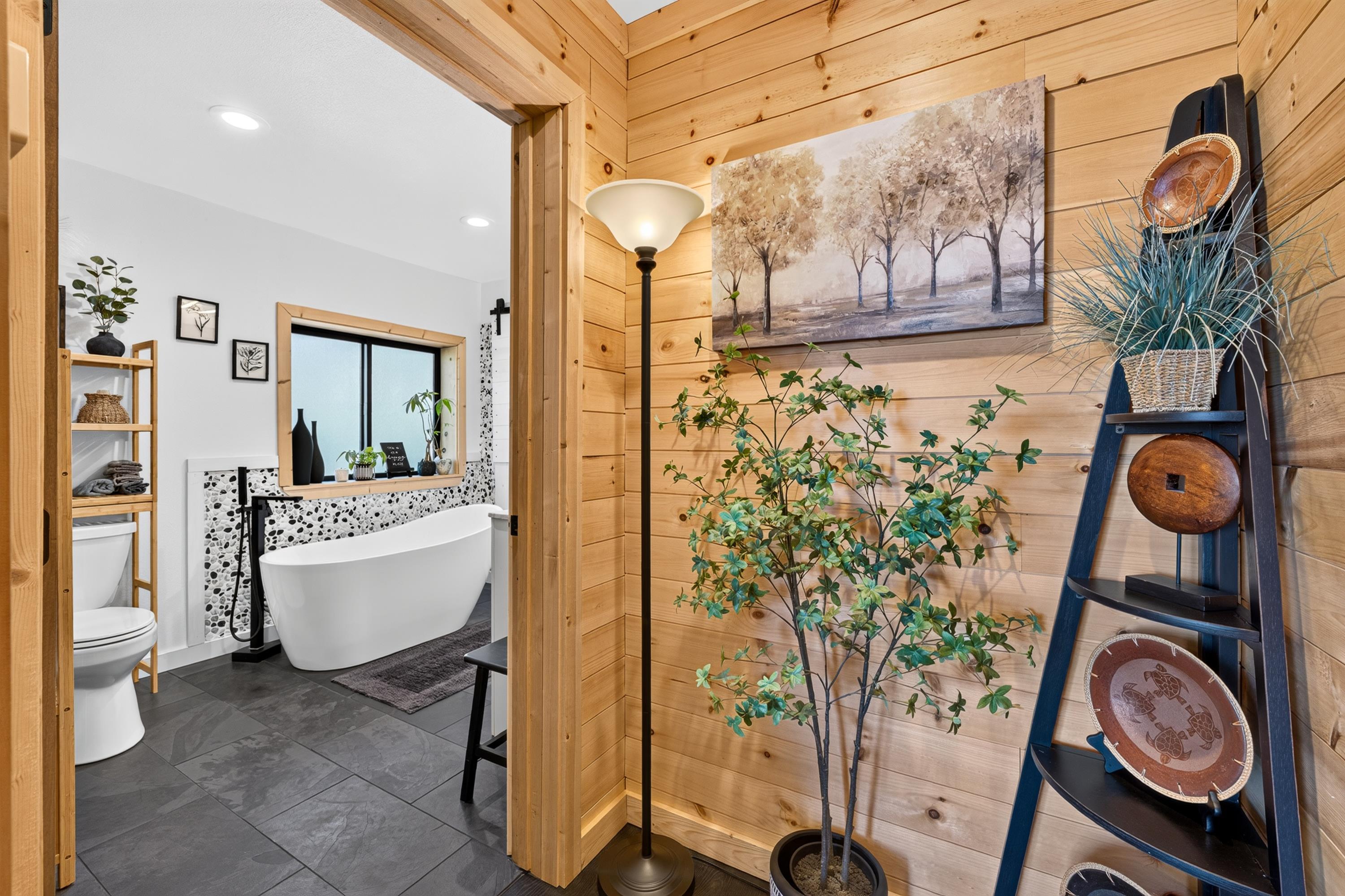 5186 Hunter Ridge Way Hunters, WA 99137 - Photo 19 of 49 Gallery Image 19