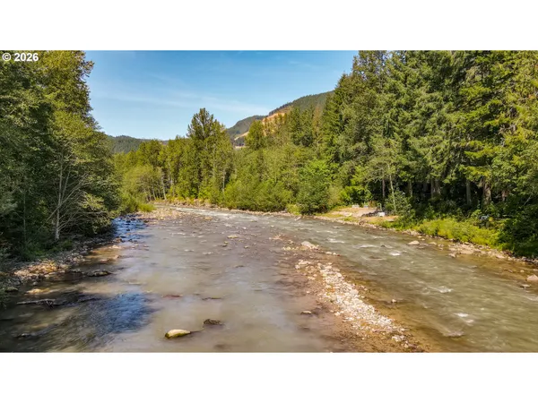 $250,000 | 64281 East Brightwood Loop Road, Brightwood, OR 97011
