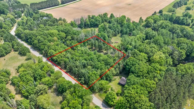 $39,900 | Oak Court, Unit 19, Ogdensburg, WI 54962