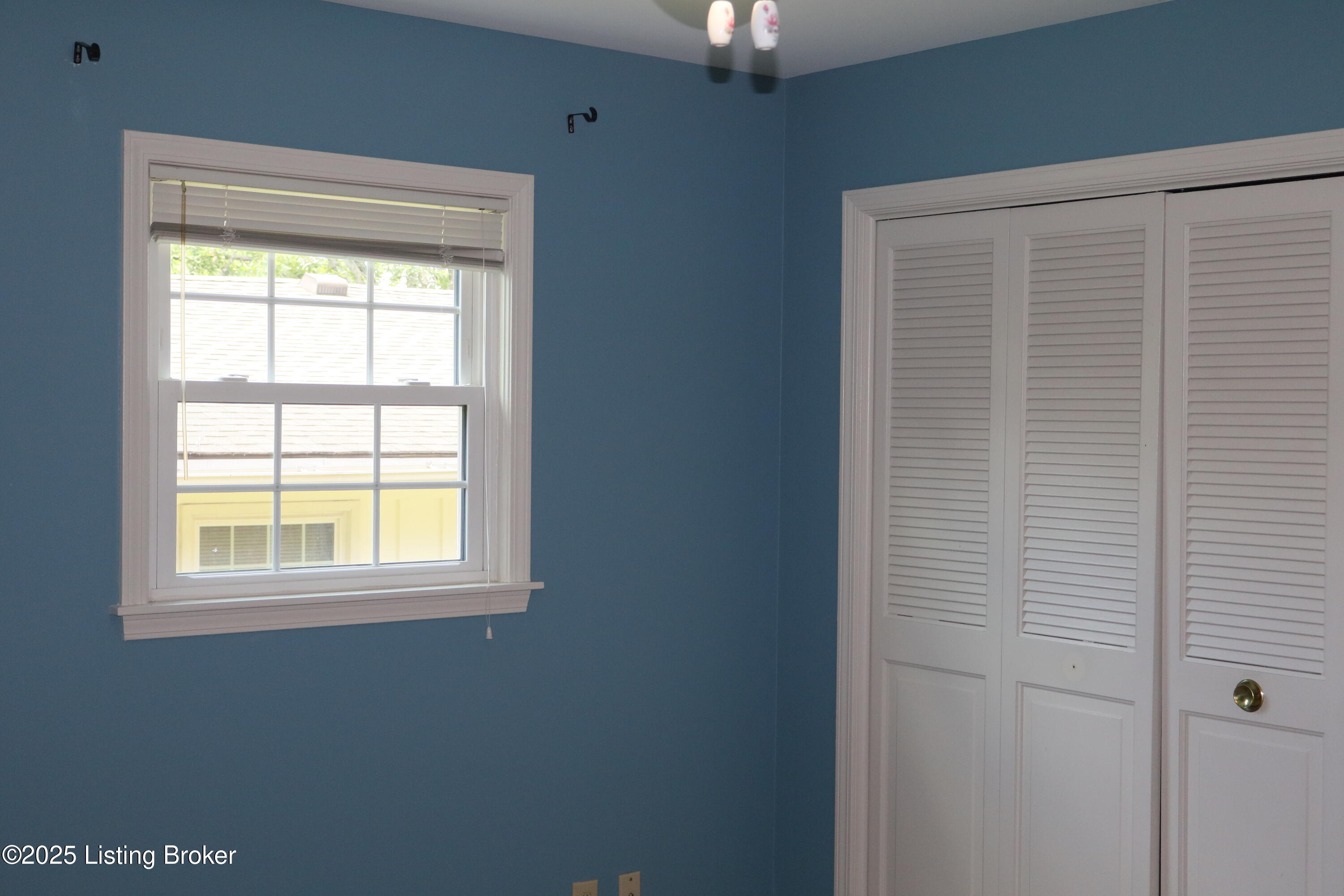 502 Hill Ridge Road Louisville, KY 40214 - Photo 28 of 45 IMG_0432