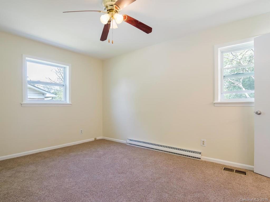 2515 Milton Road Charlotte, NC 28215 - Photo 9 of 24 Gallery Image 9