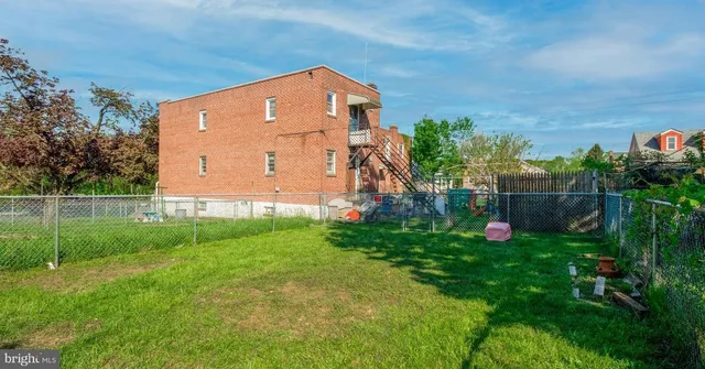 $165,000 | 1110 Eleventh Street, Crum Lynne, PA 19022