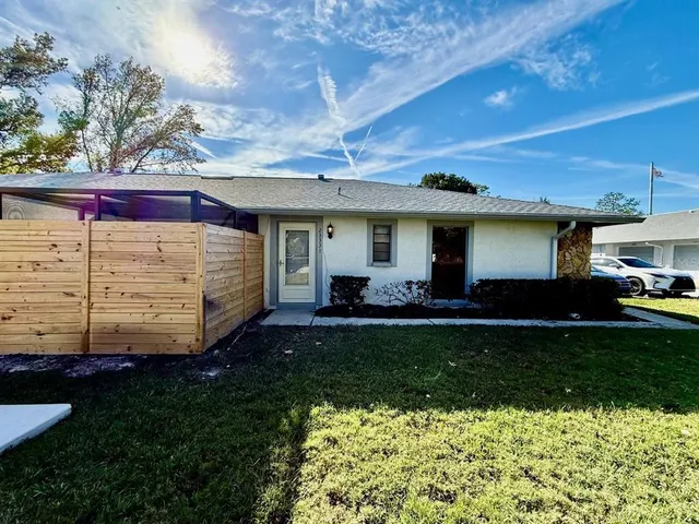 $1,900 | 23331 Club Villas Drive, Land O' Lakes, FL 34639